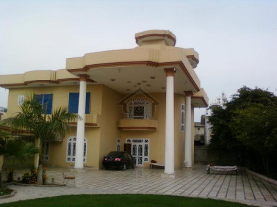 8 Marla House Available For Sale At Jan Mohammad Road
