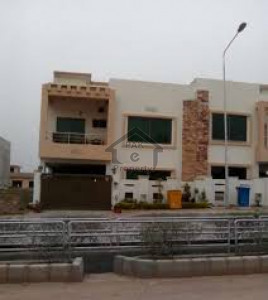 DHA Phase 2,-1,000 Sq. Yd.House Is Available for Sale