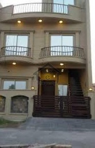 Jhangi Qazian, 5 Marla House Is Available For Sale