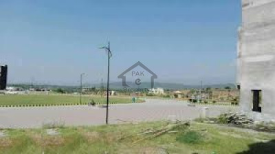 Bahria Town - 12 Marla residential Plot For Sale Gulbahar Sector C