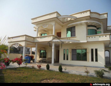Khan Colony, 16 marla double story house for sale