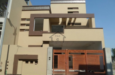 One 4 L Road-5 Marla-Double Storey Brand New Beautiful Corner House For Sale in Okara