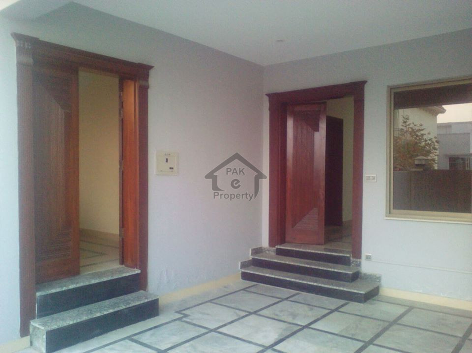 10 Marla house for Sale in DHA Phase II