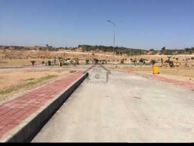 Bahria Town Phase 8 Sector F3 - 10 Marla Corner Plot For Sale