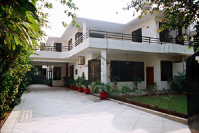 Dha Phase 5 -  1 Kanal-House For Sale...