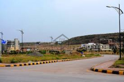 DHA Valley - Bluebell Block,- 8 Marla - Plot Is Available For Sale