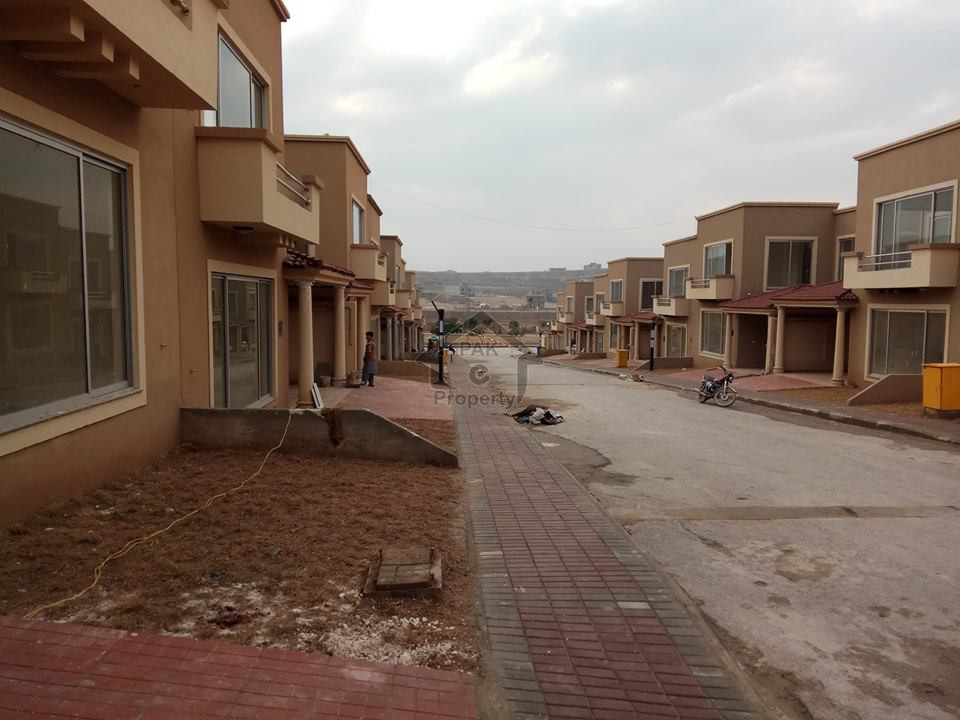 8 Marla House For Sale in DHA Valley