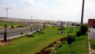 Bahria Town Phase 8 - Block I, - 10 Marla-Plot For Sale .