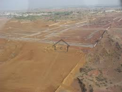 Bahria Greens - Overseas Enclave - Sector 5, - 10 Marla Plot for sale.