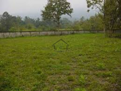 E-10,- 1 Kanal -  Plot Is Available For Sale