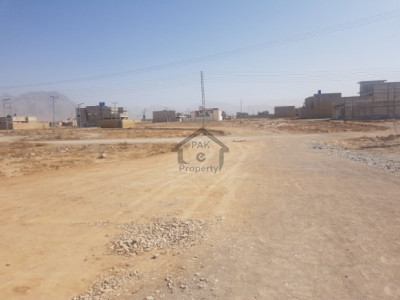 Bahria Town Phase 8 - Umer Block, 6 Marla Plot For Sale.