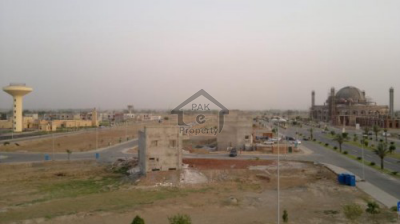 Bahria Town Phase 8 - Block H- Boulevard + Corner Plot For Sale