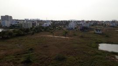 Soan Garden - Block D,- 6 Marla -  Corner Plot For Sale