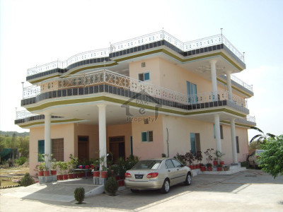 Bahria Town - Block AA,-5 Marla House For Sale..