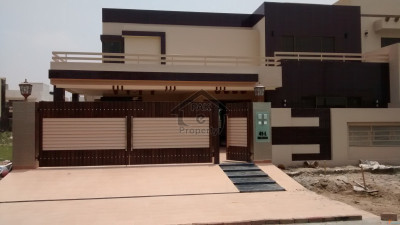 Bahria Town - Precinct 10, - 8 Marla - Villa Available For Sale..