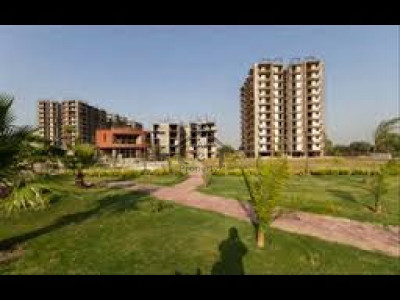 Bahria Town - Tauheed Block, 1 Kanal  -  Plot Is Available For Sale