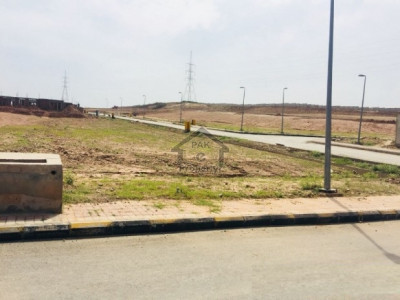 Bahria Town - Babar Block, -15 Marla - Residential Plot For Sale