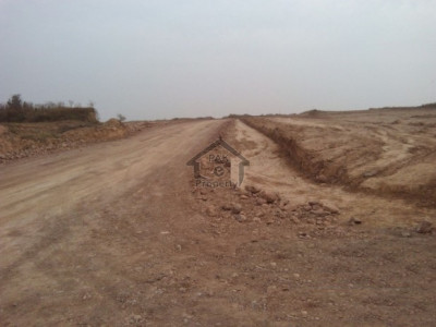 Bahria Orchard Phase 1 - Southern,- 1 Kanal - Pair Plot Available For Sale.