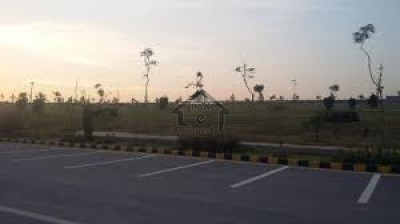 Bahria Town - Chambelli Block,- 10 Marla -Plot Available For Sale