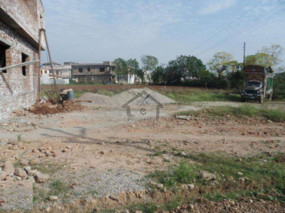 Master City Housing Scheme, 10 Marla- Pair Plot Is Available For Sale