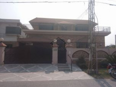 Bahria Town - Precinct 11-A, -  5 Marla - Villa Is Available For Sale.