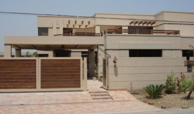 DHA Phase 6, - 1 Kanal - House Is Available For Sale