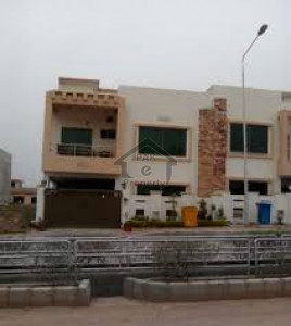 DHA Phase 6, - 1 Kanal - House Is Available For Sale