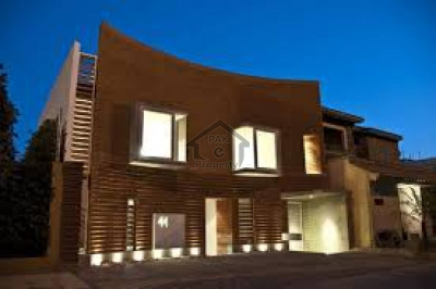 DHA Phase 6, - 1 Kanal - House Is Available For Sale