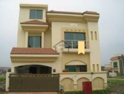 Samanabad, - 3  Marla - House Is Available For Sale.