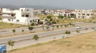 Bahria Enclave - Sector N, - 8 Marla - Plot for sale.