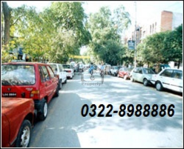 Semi Commercial Building Available for sale in Lahore