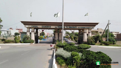 5 Marla Plot Location Hot Plus Corner Near Market Park Canal Garden Society