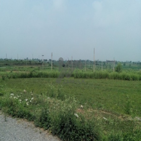 Plot For Sale In D-12 4