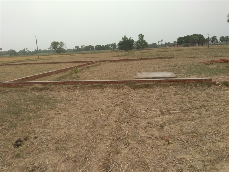 Plot For Sale In  Gulshan-e-Kaneez Fatima - Block 1