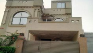 10 Marla House For Sale In Bahria Enclave - Sector A