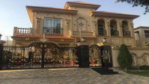 1 kanal House For Sale In DHA Phase 6 - Block E