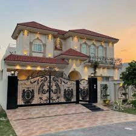1 kanal House For Sale In DHA Phase 6 - Block E
