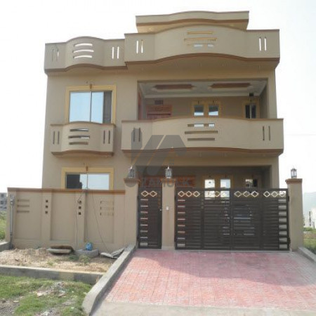 12 Marla House For Sale In Askari 10 - Sector C