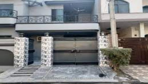 10 Marla House For Sale In DHA Phase 4
