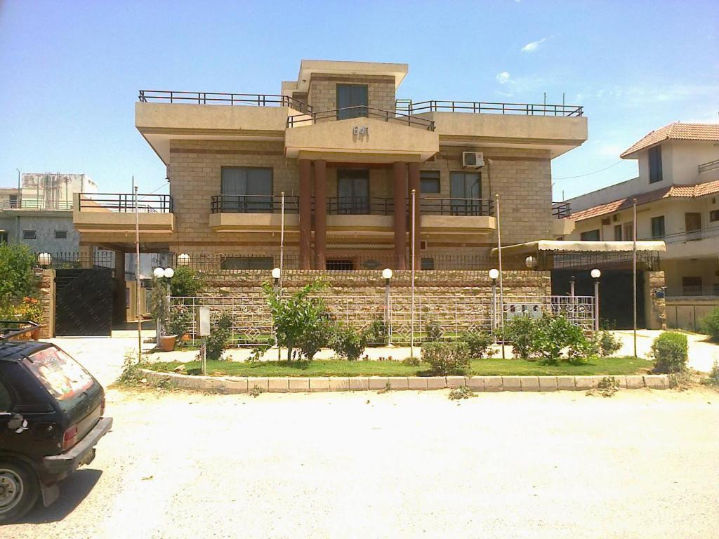 5 Marla House For Sale In DHA 9 Town