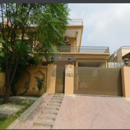 10 Marla House For Sale In Wapda Town Phase 1 - Block D3