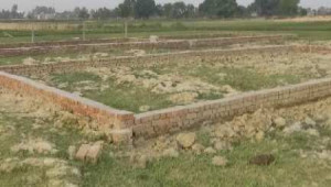 8.5 Kanal Plot For Sale In Khanpur