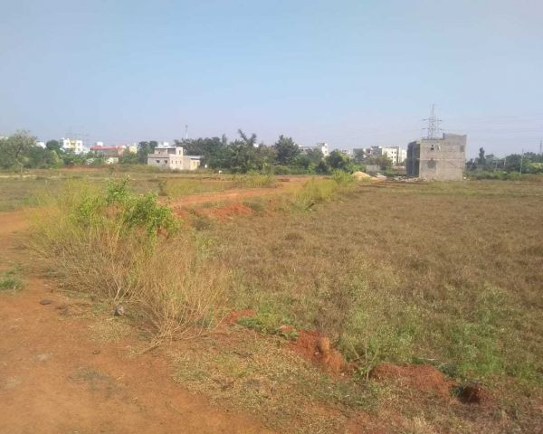 2.7 kanal Plot For Sale In Bahria Town - Overseas A