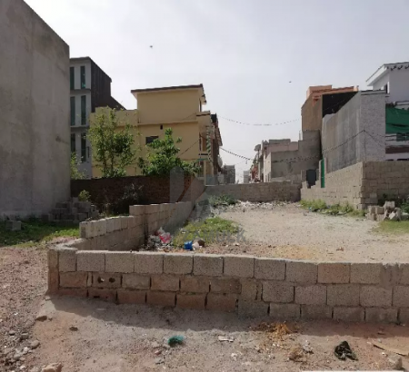 2 Kanal Plot For Sale In DHA Phase 7