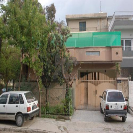 10 Marla House For Sale In Allama Iqbal Town - Umar Block