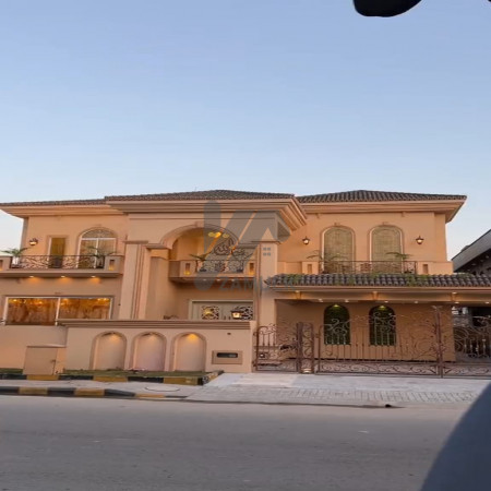 25 Marla House For Sale In Bahria Town Phase 7