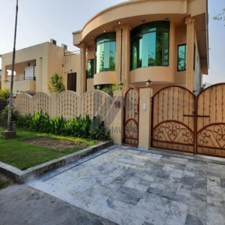10 Marla House For Sale In Wapda Town Phase 1 - Block D3