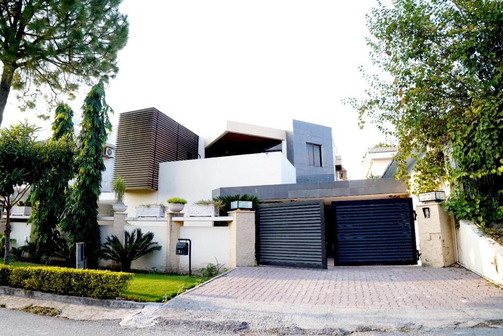 2 Kanal House For Sale In DHA Phase 2
