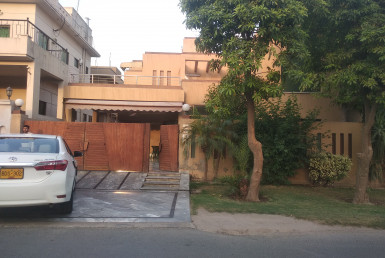 18 Marla House For Sale In DHA Phase 6