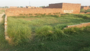 10 Marla Corner Plot for sale in Pathan Colony Rachna Town